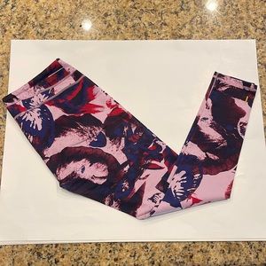 Lucy cropped/capri athletic pants